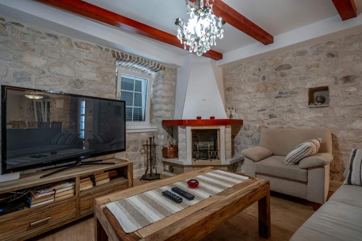 Apartments Inn Baška Voda Εξωτερικό φωτογραφία